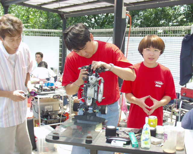 �����`�[��