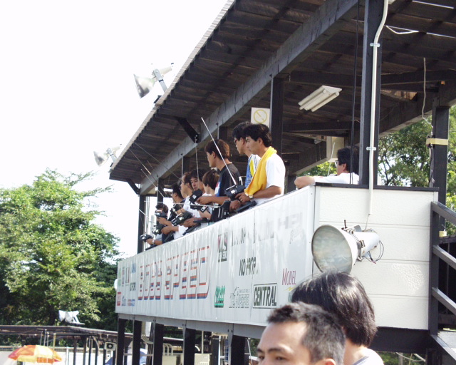 �G�L�X�p�[�g�N���X